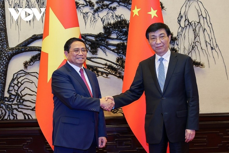 Vietnamese Prime Minister Pham Minh Chinh (R) meets with chairman of the National Committee of the Chinese People's Political Consultative Conference (CPPCC), Wang Huning. Vietnamese Prime Minister Pham Minh Chinh (R) meets with chairman of the National Committee of the Chinese People's Political Consultative Conference (CPPCC), Wang Huning.