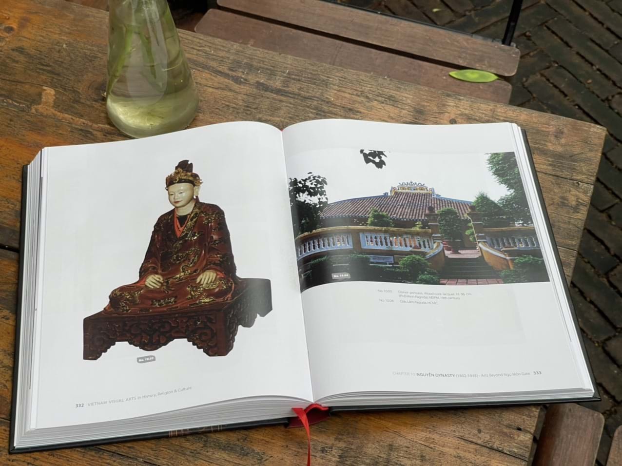 Photo: Binh Ban Book Photo: Binh Ban Book