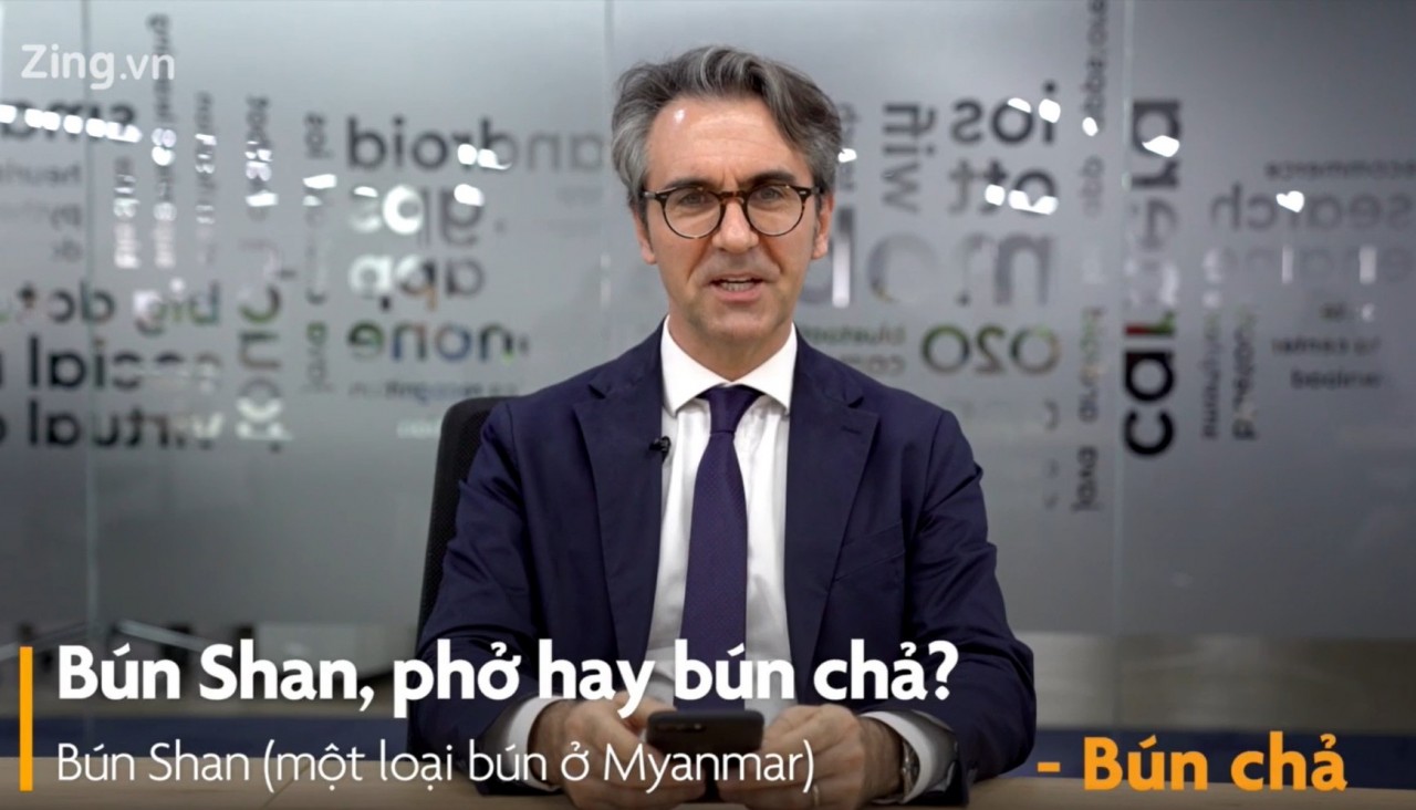 Đại sứ Giorgio Aliberti nhớ món bún chả Việt Nam Đại sứ Giorgio Aliberti nhớ món bún chả Việt Nam