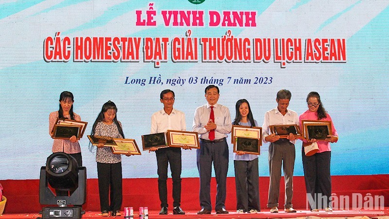 Vĩnh Long vinh danh các Homestay đạt giải thưởng ASEAN Vĩnh Long vinh danh các Homestay đạt giải thưởng ASEAN