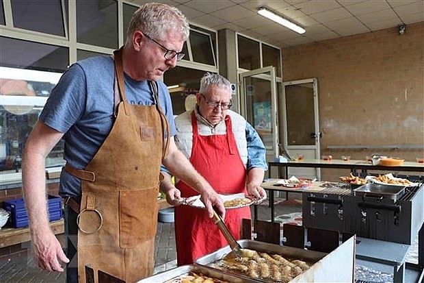 'Tet in Summer' Held in Belgium to Raise Funds for Poor Vietnamese Kids 'Tet in Summer' Held in Belgium to Raise Funds for Poor Vietnamese Kids