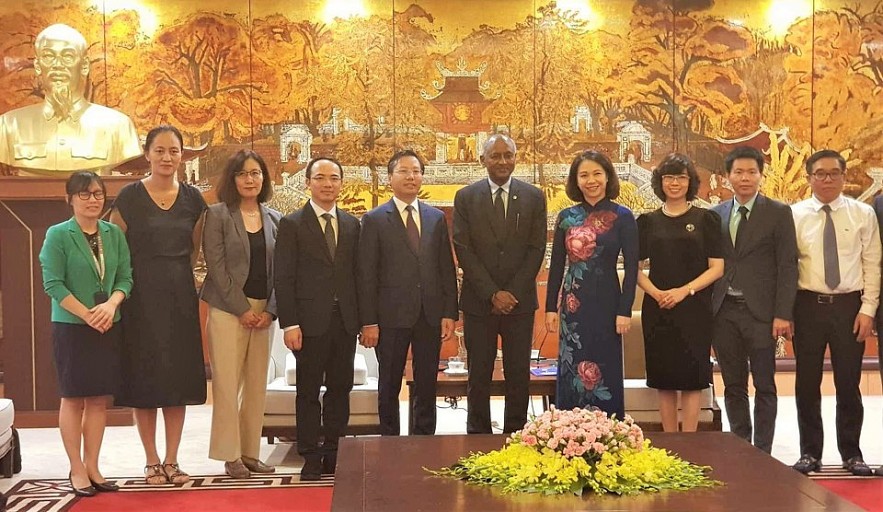 UNESCO Accompanies Hanoi in Protecting Cultural Heritage UNESCO Accompanies Hanoi in Protecting Cultural Heritage