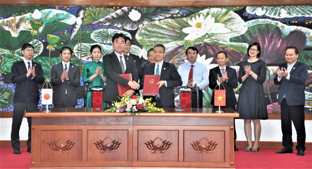 Japan, Vietnam sign 61 billion yen loan for post-pandemic recovery, infrastructure projects Japan, Vietnam sign 61 billion yen loan for post-pandemic recovery, infrastructure projects