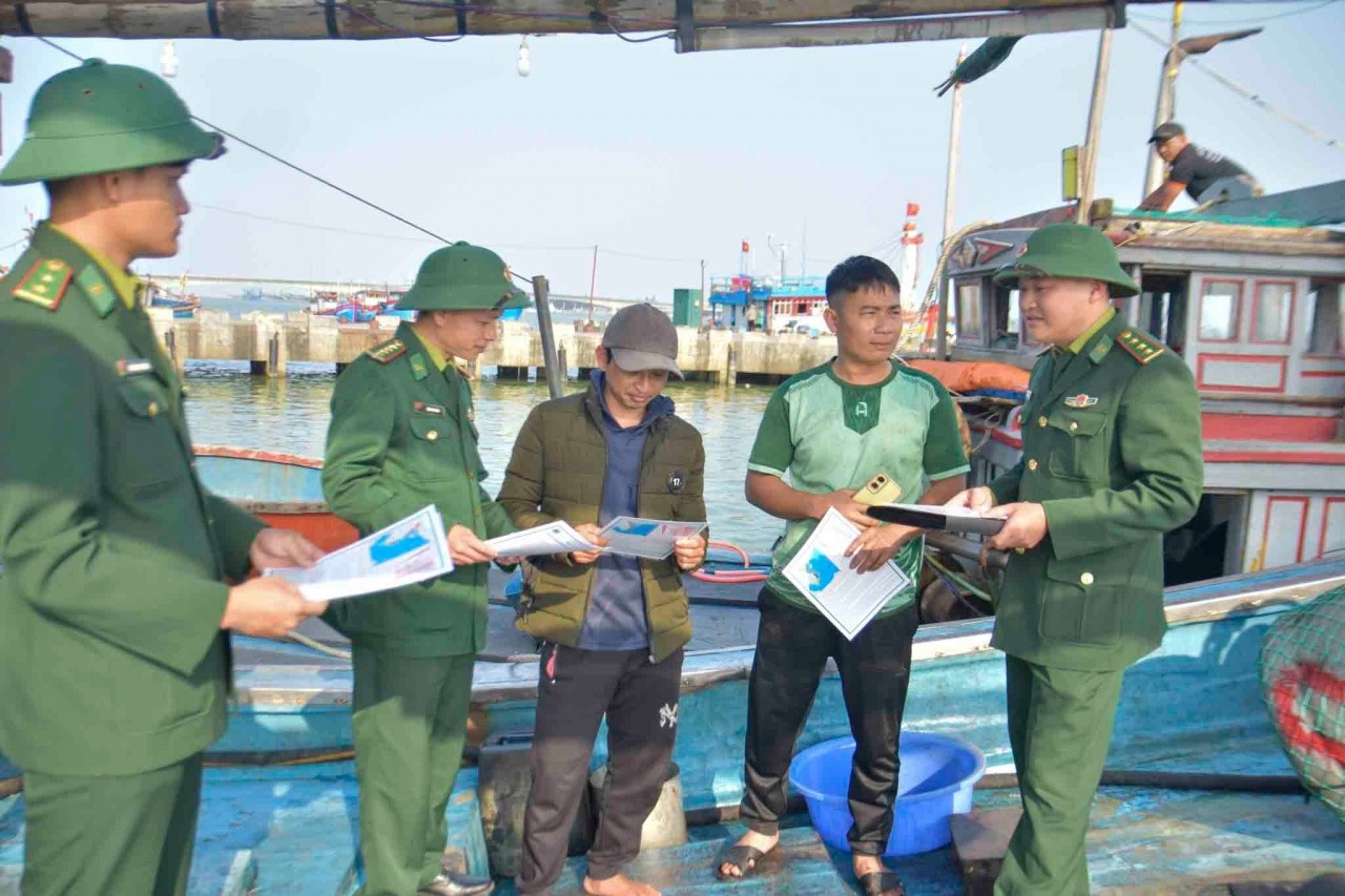 EC nhất trí với những kết quả đạt được của Việt Nam về vấn đề IUU EC nhất trí với những kết quả đạt được của Việt Nam về vấn đề IUU