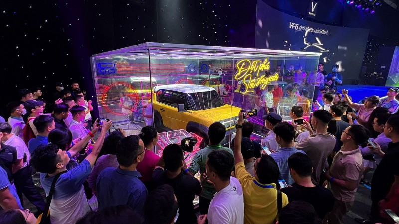 VF 3 – mẫu mini car “bom tấn” nhận được nhiều sự quan tâm nhờ thiết kế đẹp và mức giá dự đoán là phù hợp vơi số đông.