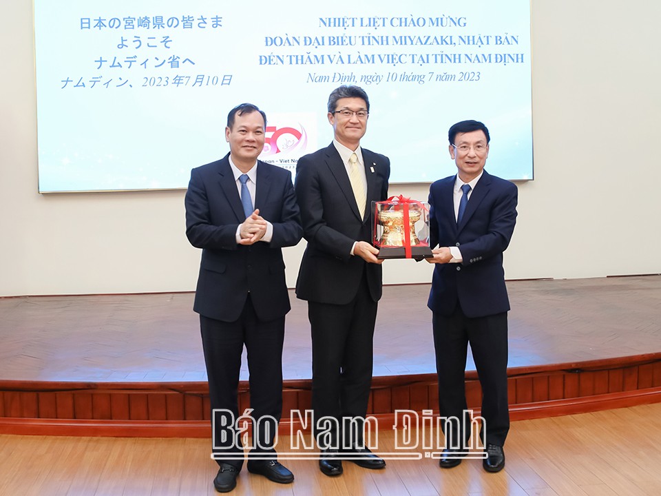 Tỉnh Miyazaki, Nhật Bản tăng cường kết nối với Nam Định trong lĩnh vực nông nghiệp Tỉnh Miyazaki, Nhật Bản tăng cường kết nối với Nam Định trong lĩnh vực nông nghiệp