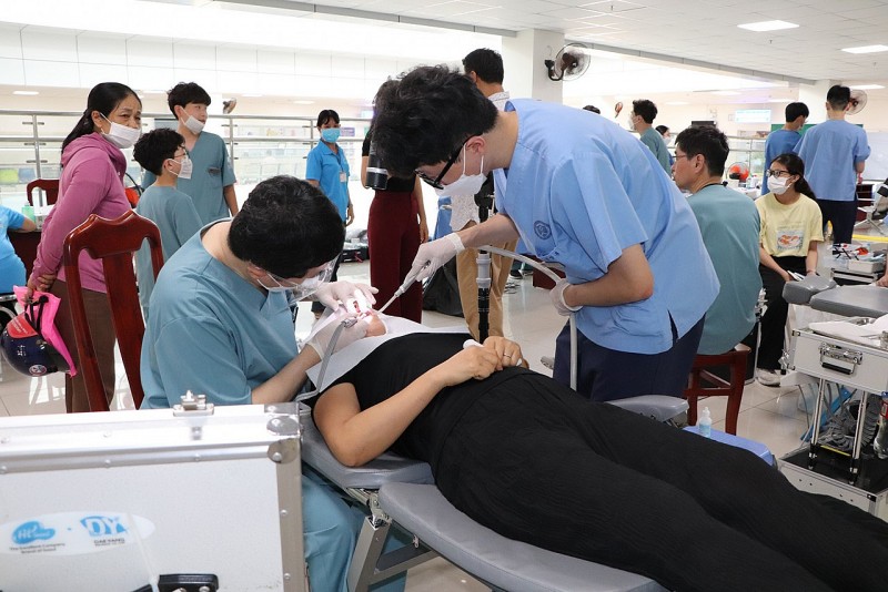 800 người dân Bà Rịa - Vũng Tàu được Đội nha khoa tình nguyện Hàn Quốc khám nha miễn phí 800 người dân Bà Rịa - Vũng Tàu sẽ được Đội nha khoa tình nguyện Hàn Quốc khám nha miễn phí