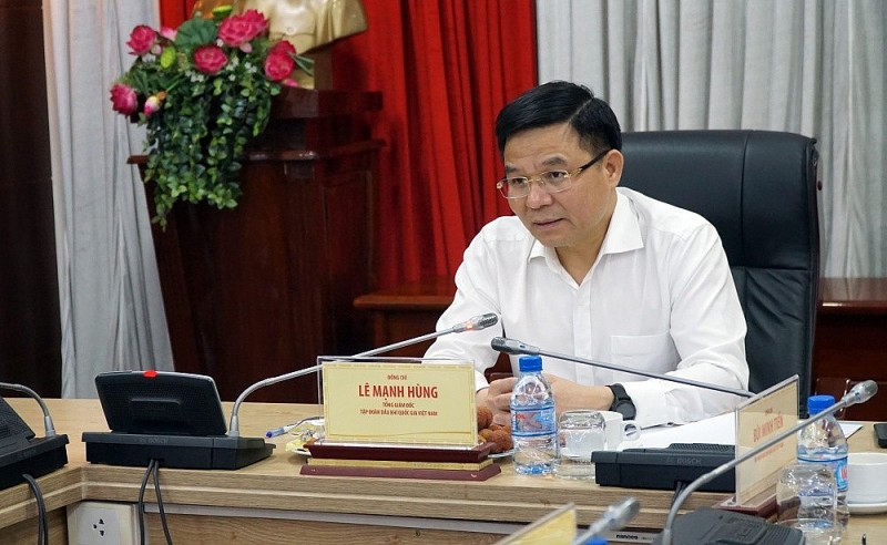 Tổng Giám đốc PVN Lê Mạnh Hùng: PVOIL tăng trưởng sản lượng, mở rộng quy mô bền vững Tổng Giám đốc PVN Lê Mạnh Hùng: PVOIL tăng trưởng sản lượng, mở rộng quy mô bền vững