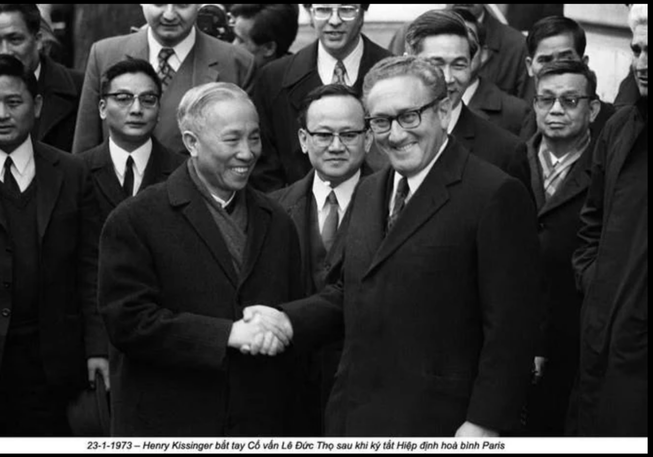 Đàm phán Paris: Chuyện ít biết về các cuộc gặp riêng Lê Đức Thọ - H.Kissinger Đàm phán Paris: Chuyện ít biết về các cuộc gặp riêng Lê Đức Thọ - H.Kissinger