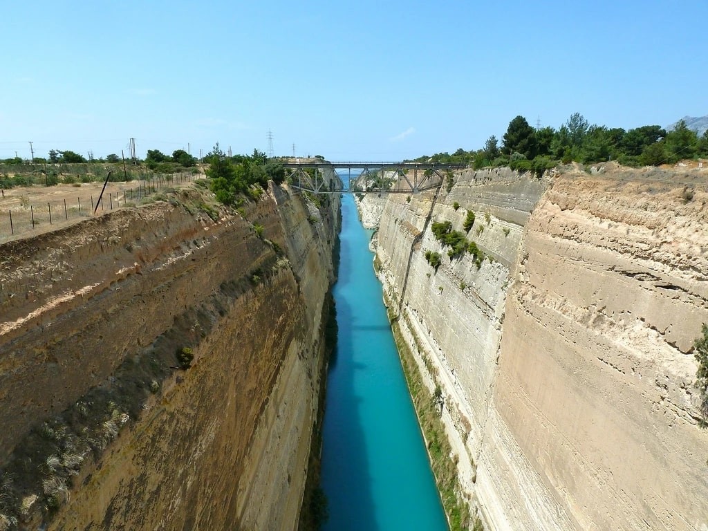Hình ảnh kênh đào Corinth. (Ảnh: Culture Trip) Hình ảnh kênh đào Corinth. (Ảnh: Culture Trip)