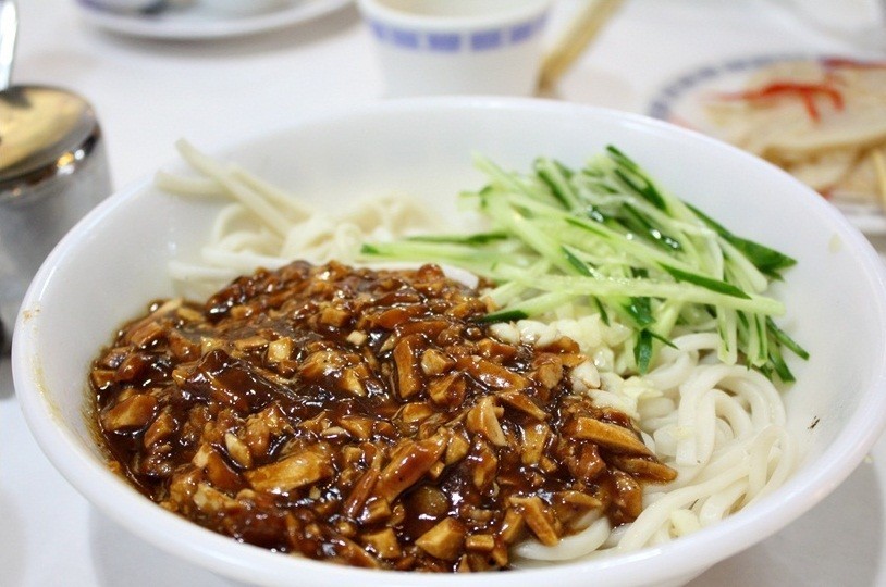 Mì Zha Jiang Mian. (Ảnh: Internet) Mì Zha Jiang Mian. (Ảnh: Internet)