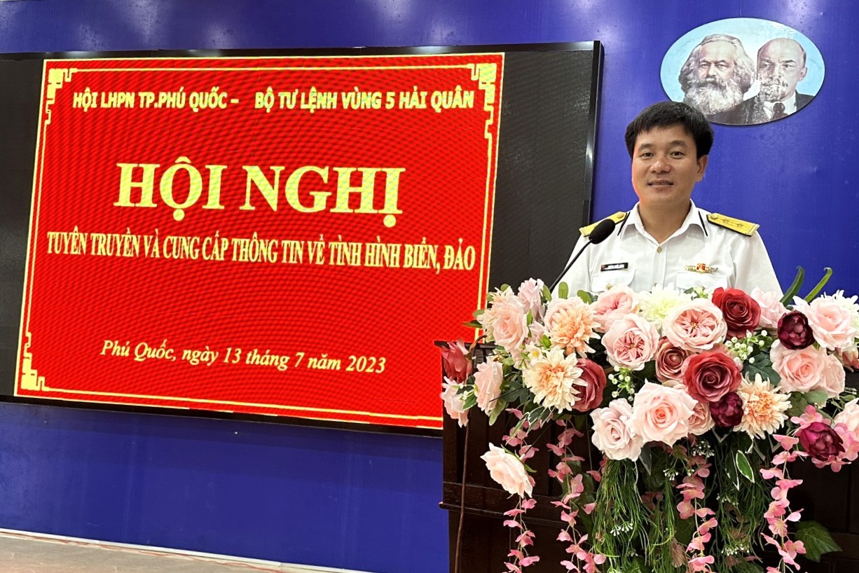 Tuyên truyền biển, đảo cho cán bộ, hội viên phụ nữ TP. Phú Quốc Tuyên truyền biển, đảo cho cán bộ, hội viên phụ nữ TP. Phú Quốc