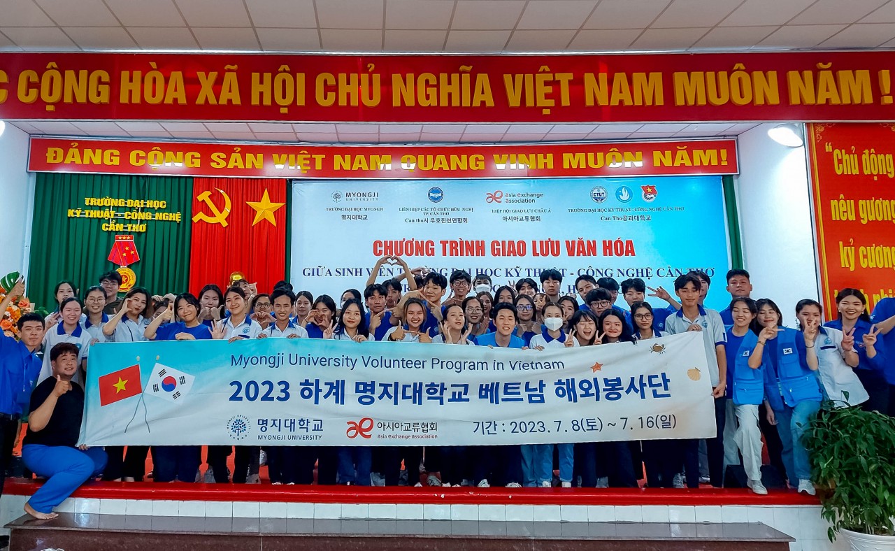 Tình nguyện viên Hàn Quốc kết thúc chương trình tại Cần Thơ Học sinh Cần Thơ có thêm hiểu biết về văn hóa Hàn Quốc từ tình nguyện viên nước bạn