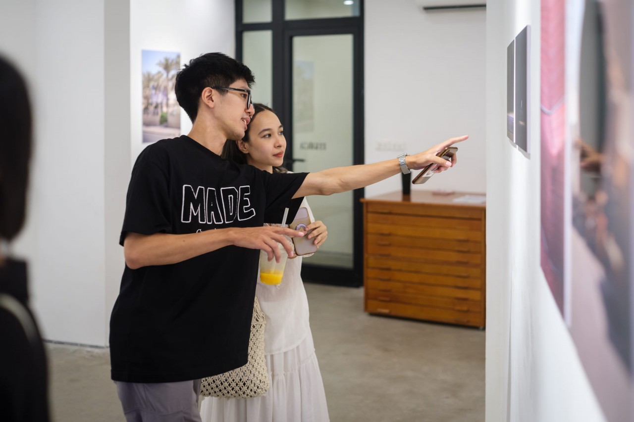 Khắc hoạ không gian sống của người di cư qua ảnh Khắc hoạ không gian sống của người di cư qua ảnh