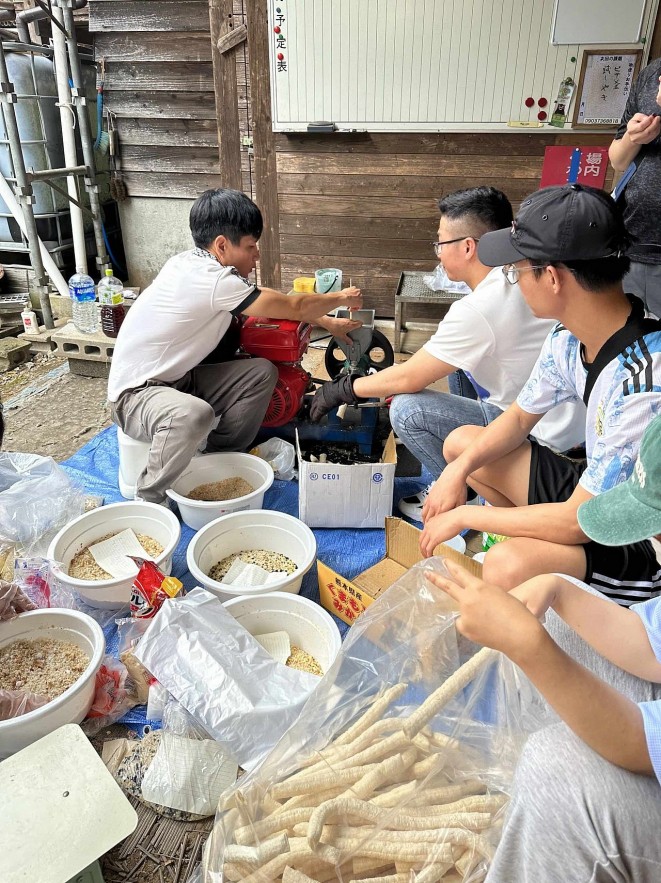 Vietnamese Childhood Snack Famous in Japan Vietnamese Snack Earns Japanese Fans