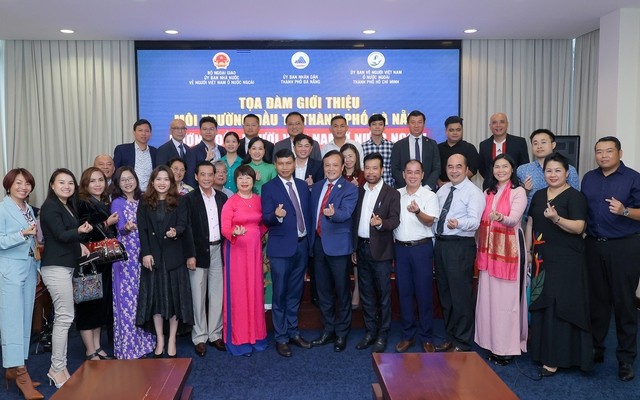 Đại hội lần thứ 3 Hội Liên lạc với người Việt Nam ở nước ngoài TP.HCM Đại hội lần thứ 3 Hội Liên lạc với người Việt Nam ở nước ngoài TP.HCM