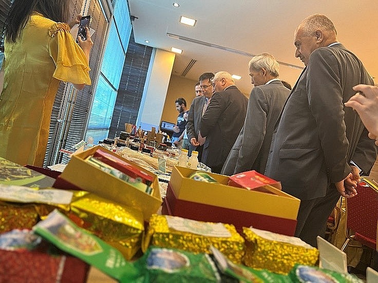Vietnam-Jordan Business Forum: Promoting Export of Vietnamese Goods Vietnam-Jordan Business Forum: Promoting Export of Vietnamese Goods