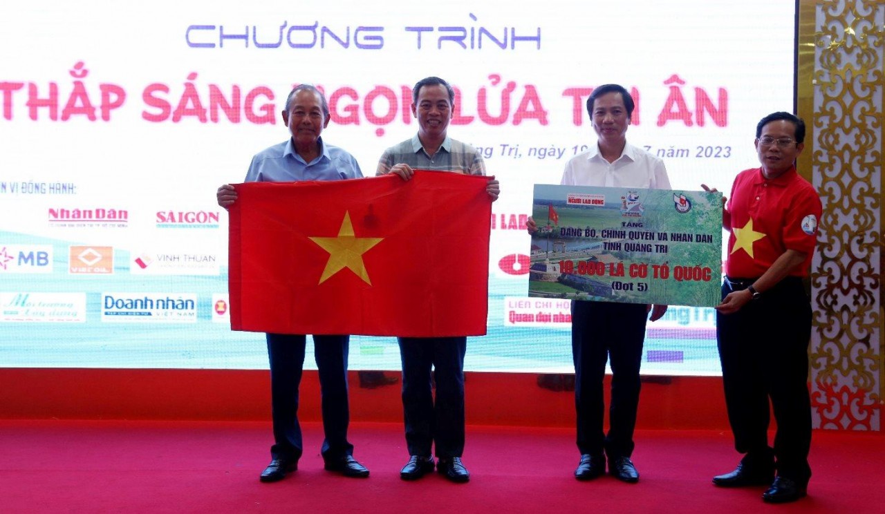 Nhiều hoạt động ý nghĩa thiết thực qua Chương trình “Thắp sáng ngọn lửa tri ân” tại Quảng Trị Nhiều hoạt động ý nghĩa thiết thực qua Chương trình “Thắp sáng ngọn lửa tri ân” tại Quảng Trị