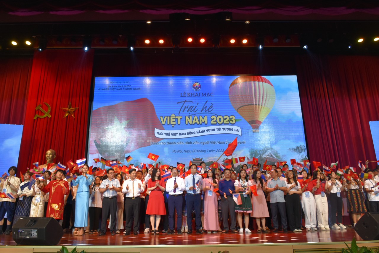 Hà Nội mời gọi thanh niên, sinh viên kiều bào chung sức xây dựng thủ đô