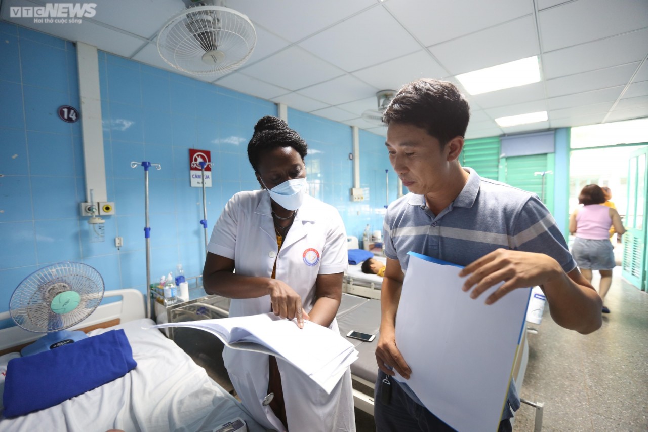 Ngày trực đặc biệt của nữ bác sĩ Cuba