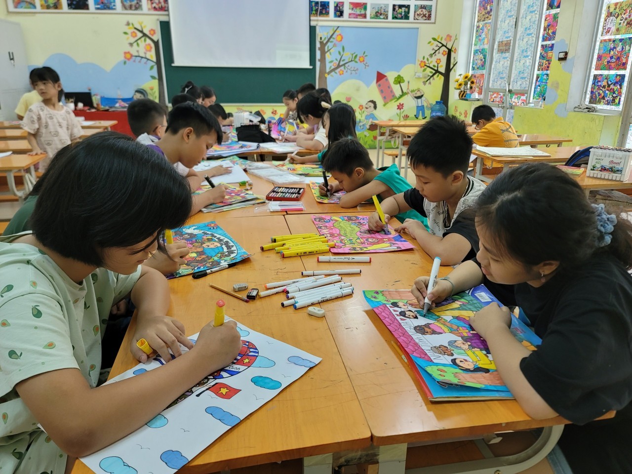 Vietnam - Cuba Painting Contest Received Vigorous Response from Children Vietnam - Cuba Painting Contest Received Vigorous Response from Children