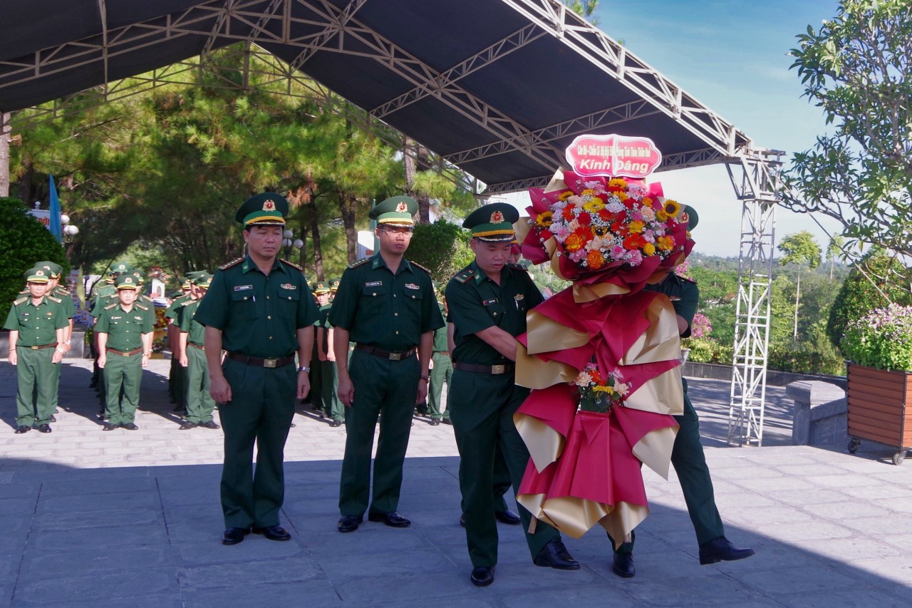 Bộ đội Biên phòng tỉnh Thừa Thiên Huế tổ chức nhiều hoạt động nhân ngày thương binh liệt sĩ Bộ đội Biên phòng tỉnh Thừa Thiên Huế tổ chức nhiều hoạt động nhân ngày thương binh liệt sĩ