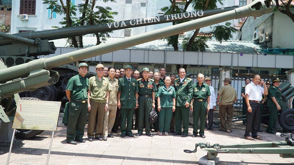Kiều bào Nguyễn Huy Thắng và 34 lần vượt nửa vòng trái đất tìm mộ liệt sĩ Kiều bào Nguyễn Huy Thắng và 34 lần vượt nửa vòng trái đất tìm mộ liệt sĩ