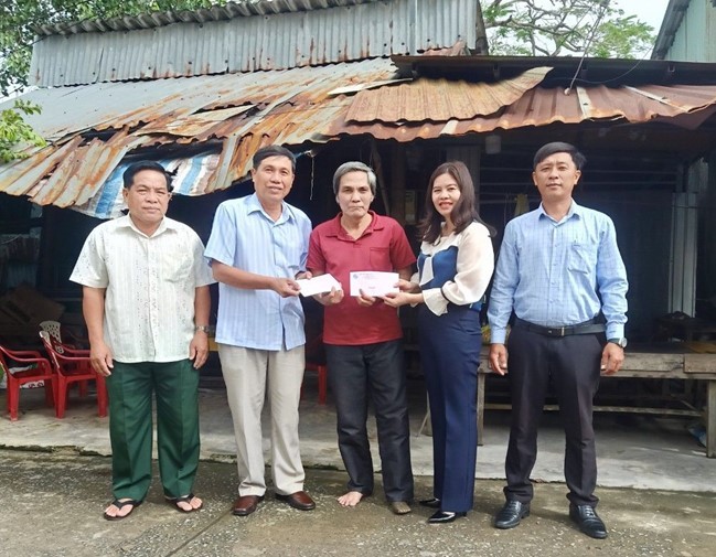 Hội Liên hiệp Phụ nữ Việt Nam với hoạt động uống nước nhớ nguồn Hoạt động uống nước nhớ nguồn của Hội Liên hiệp Phụ nữ Việt Nam