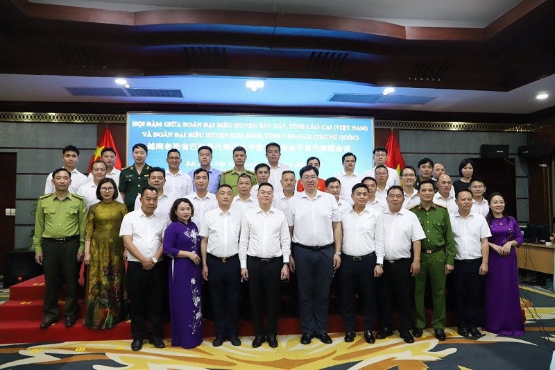 Bát Xát góp phần xây dựng biên giới hòa bình, hữu nghị, hợp tác và phát triển Bát Xát góp phần xây dựng biên giới hòa bình, hữu nghị, hợp tác và phát triển