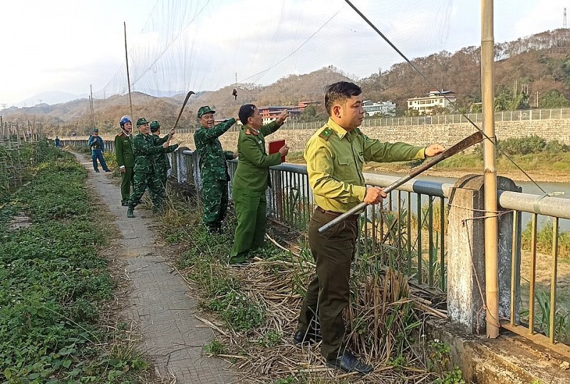 Bát Xát góp phần xây dựng biên giới hòa bình, hữu nghị, hợp tác và phát triển Bát Xát góp phần xây dựng biên giới hòa bình, hữu nghị, hợp tác và phát triển
