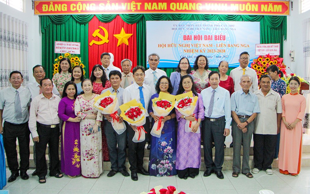 Cần phát triển đội ngũ hướng dẫn viên du lịch am hiểu tiếng Nga tại Cần Thơ Cần phát triển đội ngũ hướng dẫn viên du lịch am hiểu tiếng Nga tại Cần Thơ