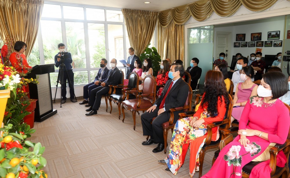 Ấn tượng của Đại sứ Tào Thị Thanh Hương về Singapore: Đất nước của điều ngạc nhiên và tinh thần không bỏ cuộc! Ấn tượng của Đại sứ Tào Thị Thanh Hương về Singapore: Đất nước của điều ngạc nhiên và tinh thần không bỏ cuộc!