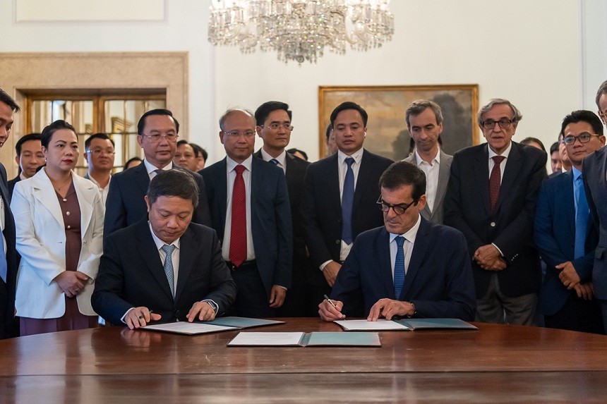 Ho Chi Minh City Promotes Cooperation with Porto City of Portugal Ho Chi Minh City Promotes Cooperation with Porto City of Portugal