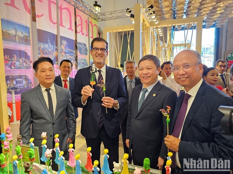 Ho Chi Minh City Promotes Cooperation with Porto City of Portugal Ho Chi Minh City Promotes Cooperation with Porto City of Portugal