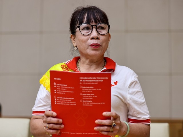 "Công nghệ chưa thể tạo ra máu, nhưng tình người có thể giúp những người đang cần máu" "Công nghệ chưa thể tạo ra máu, nhưng tình người có thể giúp những người đang cần máu"