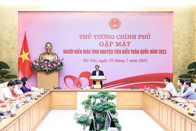 "Công nghệ chưa thể tạo ra máu, nhưng tình người có thể giúp những người đang cần máu" "Công nghệ chưa thể tạo ra máu, nhưng tình người có thể giúp những người đang cần máu"