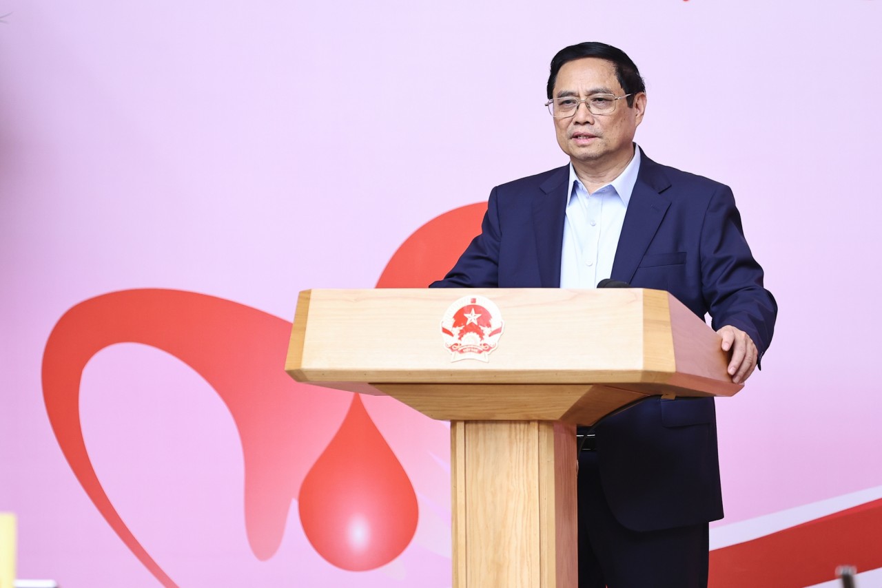 "Công nghệ chưa thể tạo ra máu, nhưng tình người có thể giúp những người đang cần máu" "Công nghệ chưa thể tạo ra máu, nhưng tình người có thể giúp những người đang cần máu"