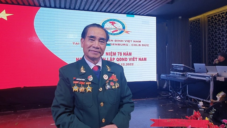 Viet Expat Returns to Find Lost Graves of Heroic Martyrs Viet Expat Returns to Find Lost Graves of Heroic Martyrs