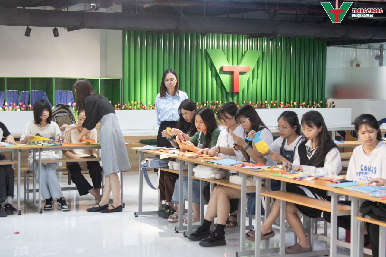 Học sinh Việt Nam trải nghiệm trở thành một người dân “xứ kim chi” thực thụ Học sinh Việt Nam trải nghiệm trở thành một người dân “xứ kim chi” thực thụ