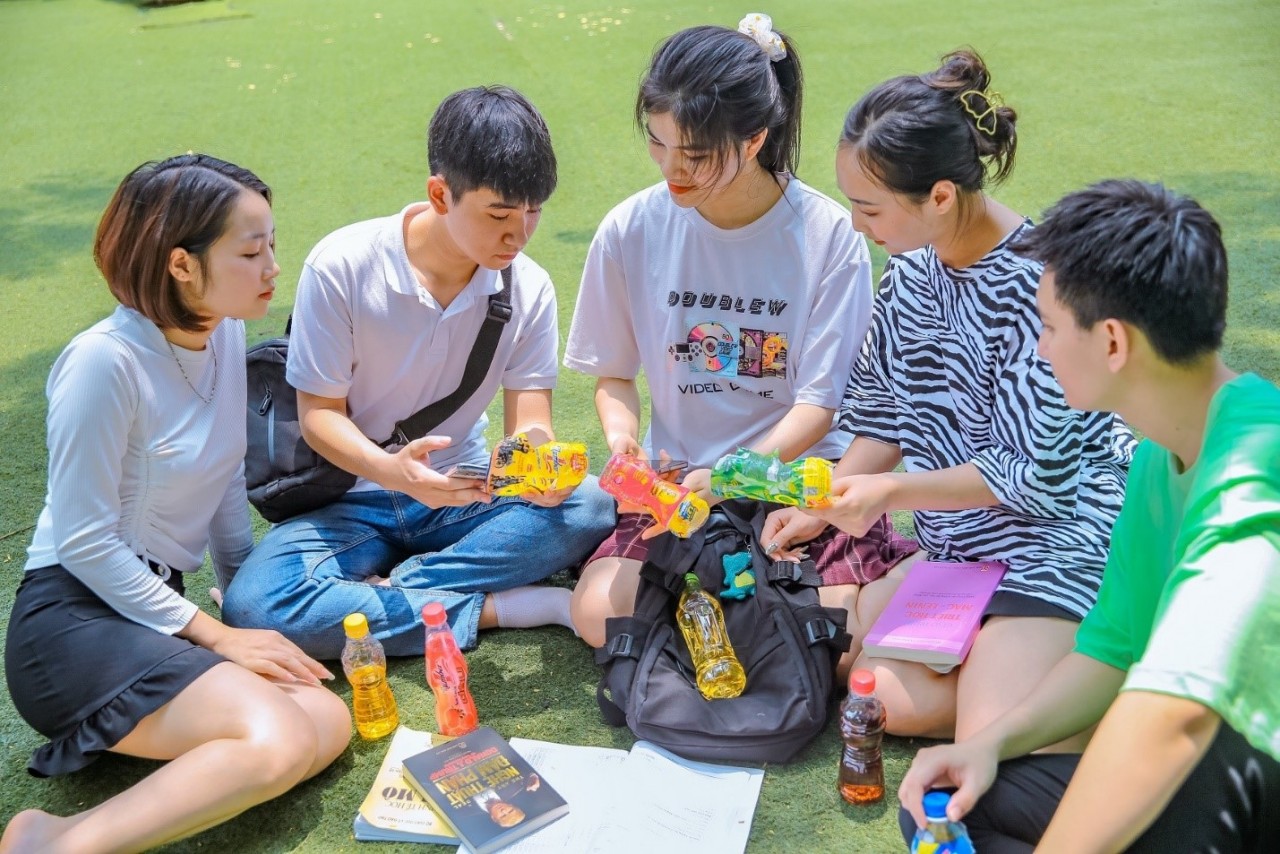 Chương trình khuyến mãi hè thường niên của Number 1 luôn thu hút đông đảo mọi tầng lớp người tiêu dùng tham gia từ nhiều năm qua. Chương trình khuyến mãi hè thường niên của Number 1 luôn thu hút đông đảo mọi tầng lớp người tiêu dùng tham gia từ nhiều năm qua.