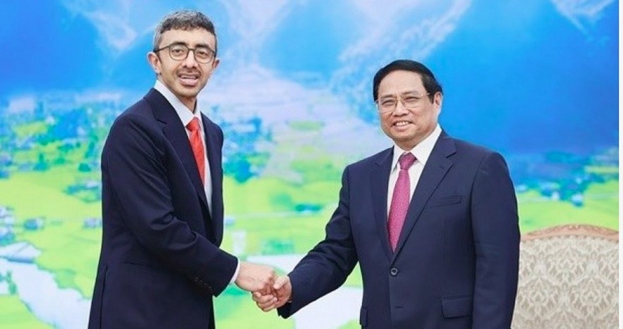 Prime Minister Pham Minh Chinh (R) and Foreign Minister of UAE Sheikh Abdullah bin Zayed Al Nahyan. Prime Minister Pham Minh Chinh (R) and Foreign Minister of UAE Sheikh Abdullah bin Zayed Al Nahyan.