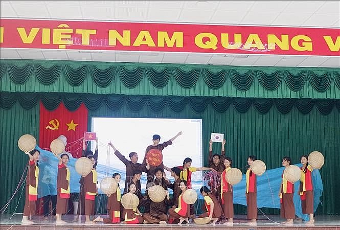 Vietnamese, Korean Youths Engage in Cultural Exchange Vietnamese, Korean Youths Engage in Cultural Exchange