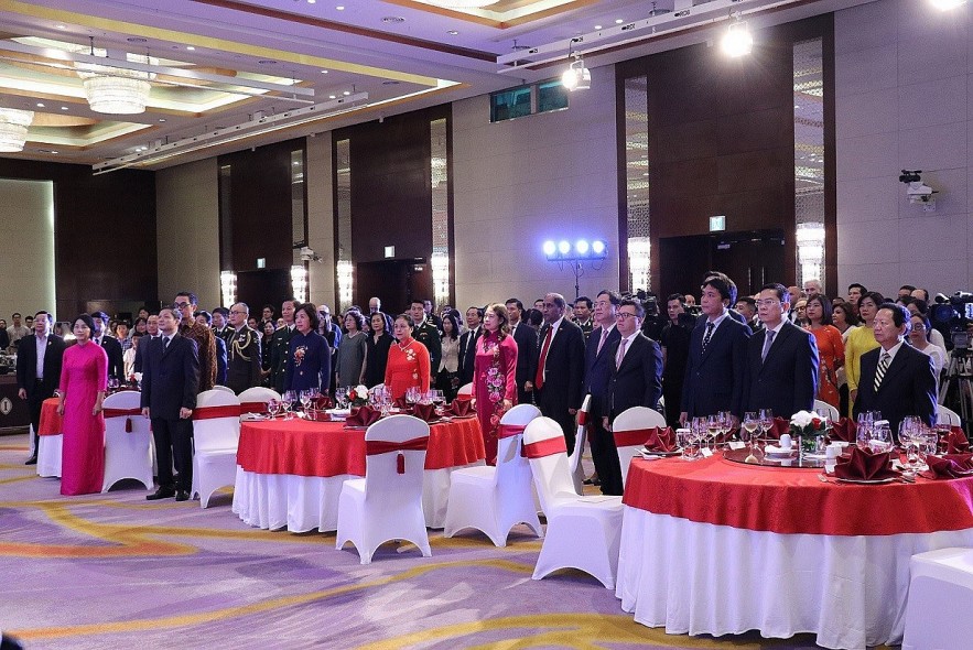 People-to-people Diplomacy Makes Important Contribution to Vietnam - Singapore Relations People-to-people Diplomacy Makes Important Contribution to Vietnam - Singapore Relations