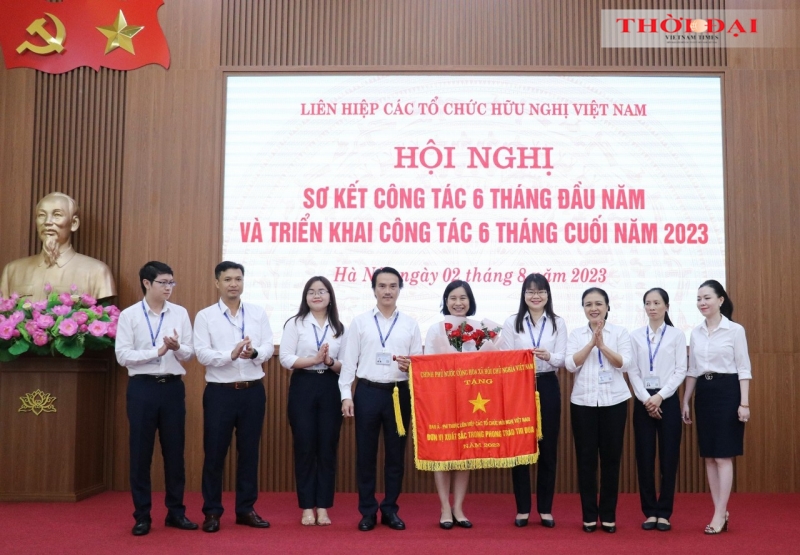 Nâng cao chất lượng mọi mặt công tác Nâng cao chất lượng mọi mặt công tác