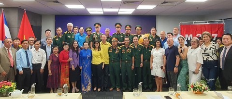 Hòa chung niềm vui 70 năm chiến thắng Moncada với nhân dân Cuba Việt Nam - Cuba gặp mặt hữu nghị, kỷ niệm chiến thắng Moncada