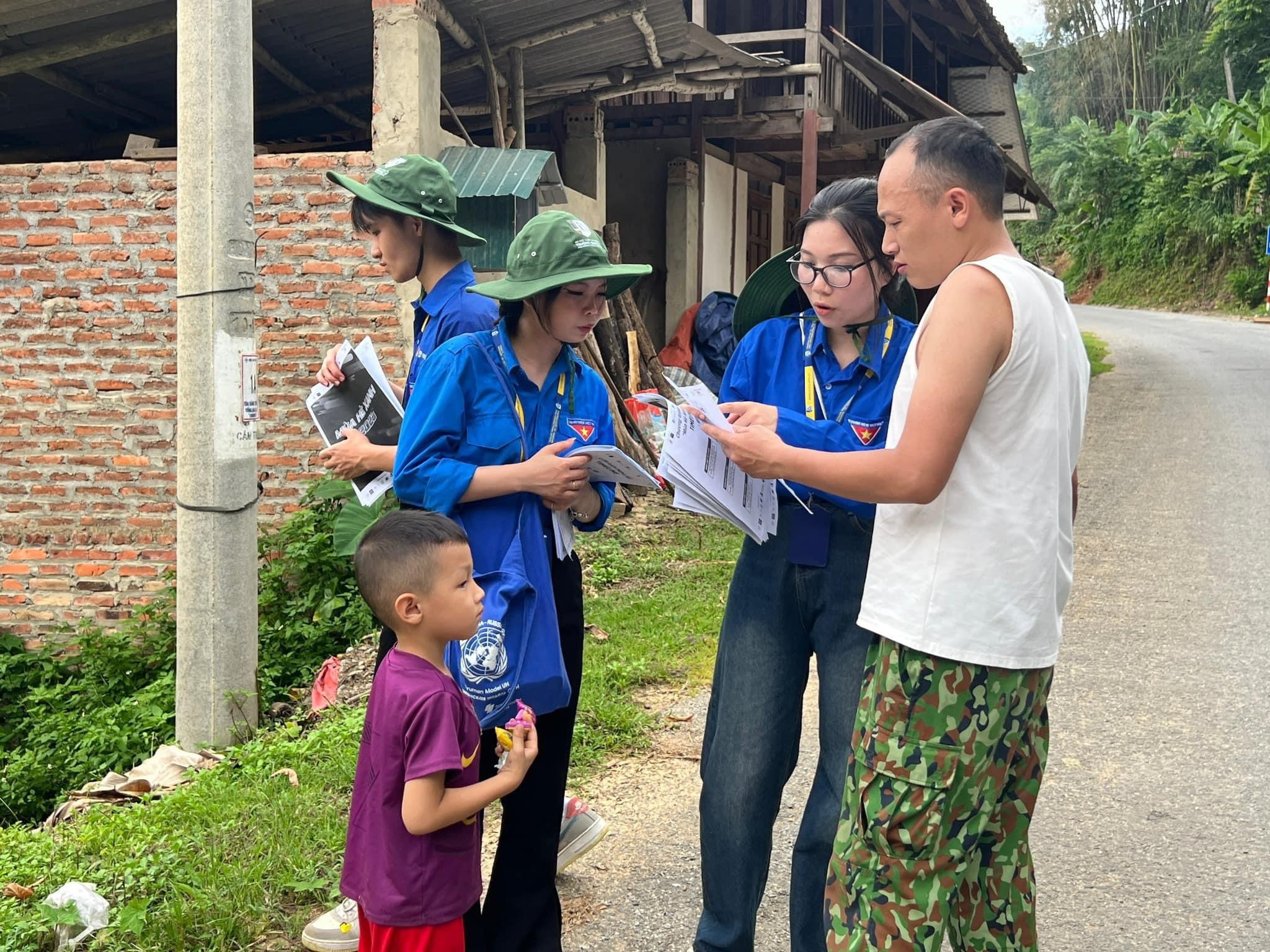 “Chiến dịch mùa hè xanh 2023” - Mùa hè đầy nghĩa của du học sinh Việt Nam tại Liên bang Nga “Mùa hè xanh 2023” - Chuyến trở về ý nghĩa của du học sinh Việt Nam tại Liên bang Nga