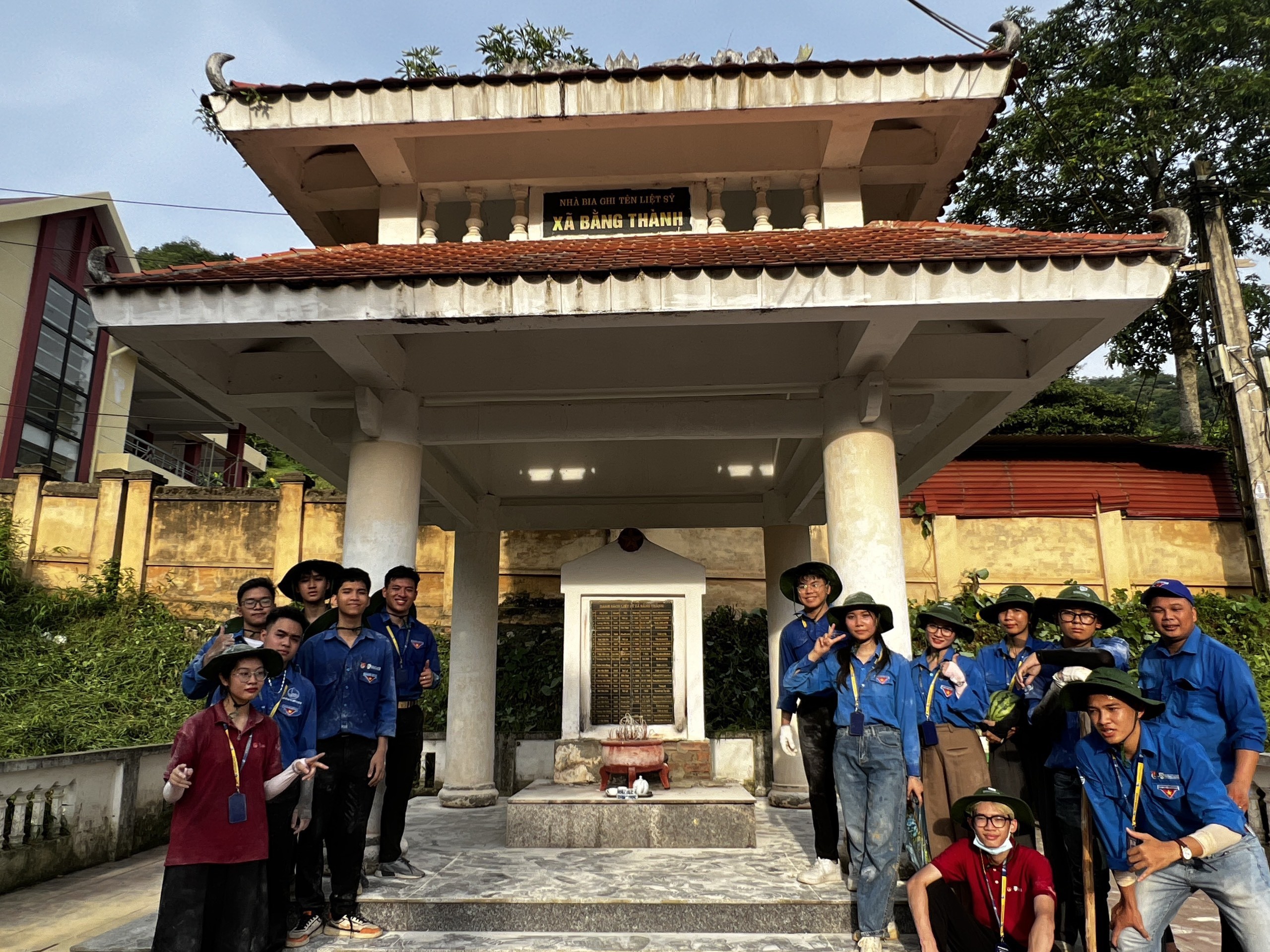 “Chiến dịch mùa hè xanh 2023” - Mùa hè đầy nghĩa của du học sinh Việt Nam tại Liên bang Nga “Mùa hè xanh 2023” - Chuyến trở về ý nghĩa của du học sinh Việt Nam tại Liên bang Nga