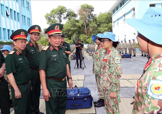 Lan tỏa hơn nữa hình ảnh chiến sĩ mũ nồi xanh Việt Nam Lan tỏa hơn nữa hình ảnh chiến sĩ mũ nồi xanh Việt Nam