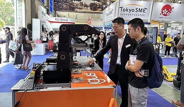 The exhibitions are expected to see the participation of over 200 manufacturers and distributors from 20 countries and territories (Photo: VNA) The exhibitions are expected to see the participation of over 200 manufacturers and distributors from 20 countries and territories (Photo: VNA)