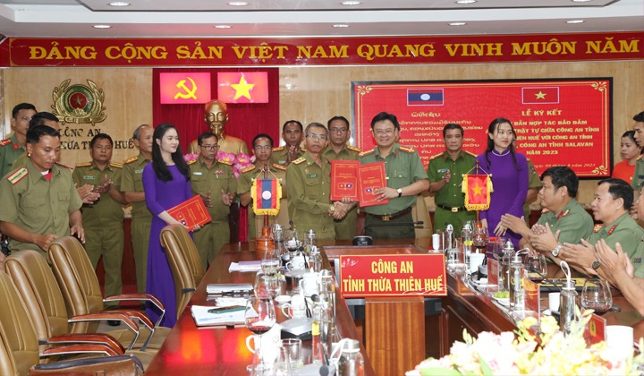Công an ba tỉnh Thừa Thiên Huế, Sê Kông và Salavan (Lào) hợp tác đảm bảo an ninh, trật tự vùng biên Công an ba tỉnh Thừa Thiên Huế, Sê Kông và Salavan (Lào) hợp tác đảm bảo an ninh, trật tự vùng biên